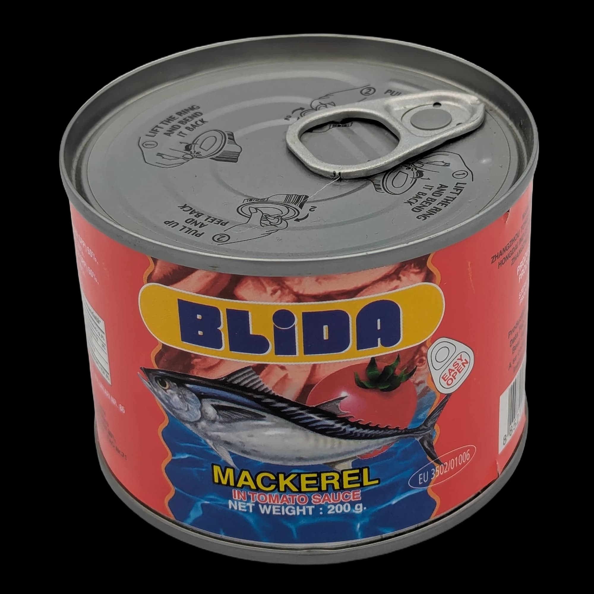 ماكريل بليدا في صلصة الطماطم