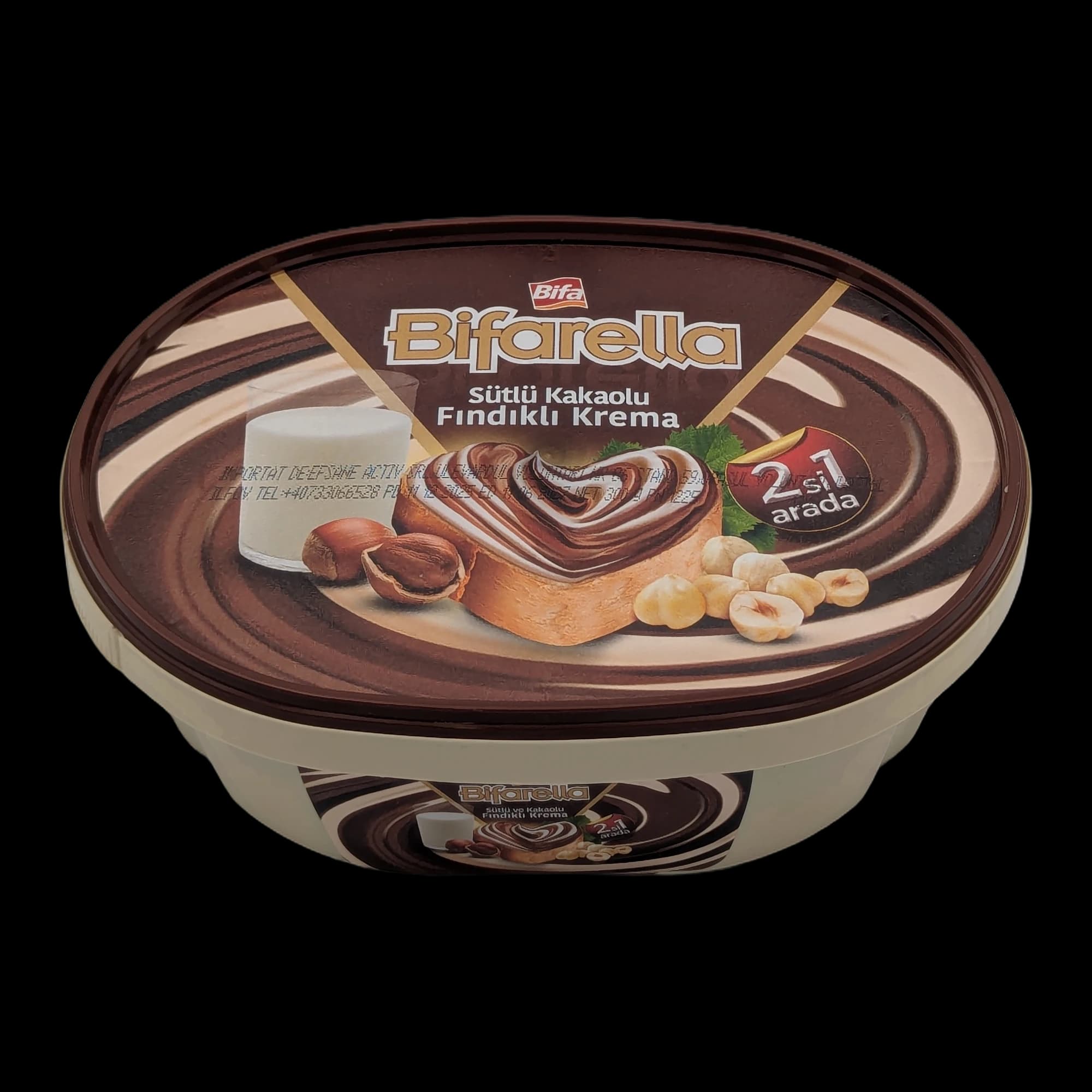 Cremă de ciocolată cu lapte și alune